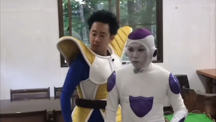Feeding Frieza, flying on the basil tower