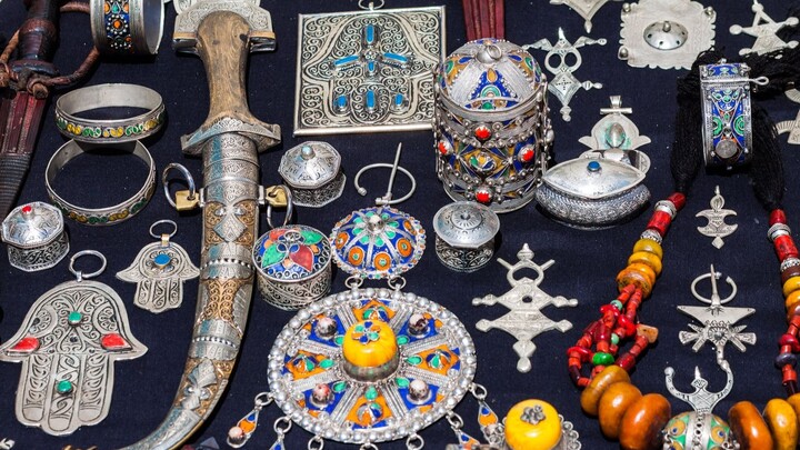 #النقرة #تشكيلة رائعة من الحلي الأمازيغي المغربي الأصيل مع أهازيج من أحواش بنات