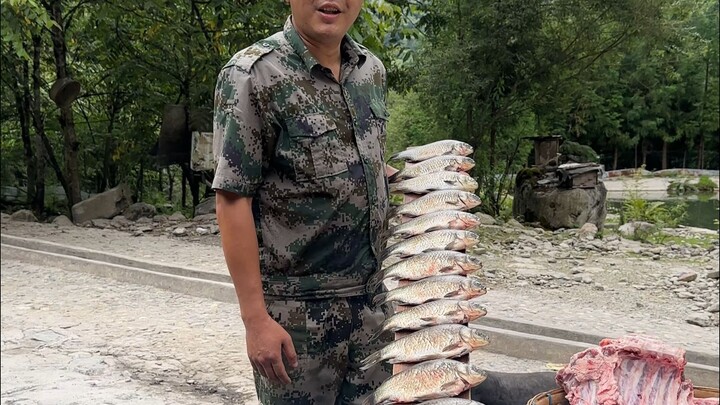 Lâu lắm rồi không uống canh dê, hôm nay mình nấu một nồi cá nấu dê, ngon tuyệt luôn!