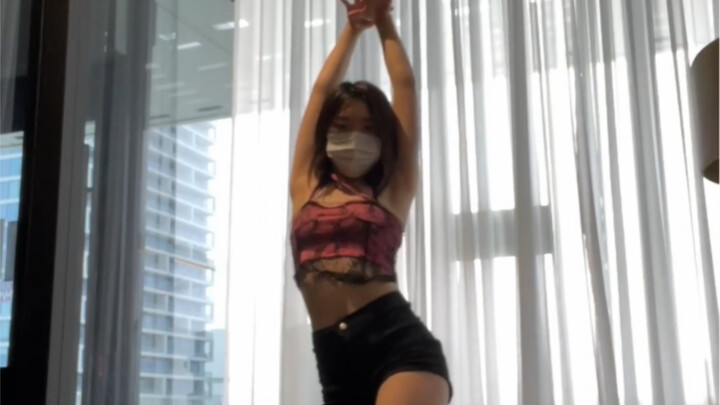 JISOO金智秀solo翻跳FLOWER