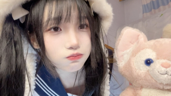求求了  快来个人把她毒哑吧！