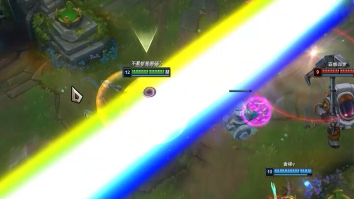 “ดีไซเนอร์โดนไอค์กัด!”