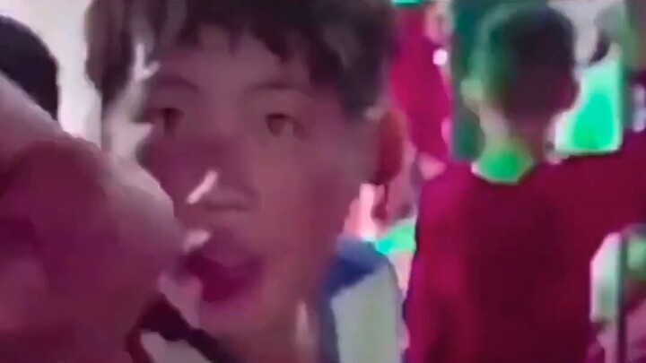 Khi thế hệ sau 00 gặp thế hệ sau 10