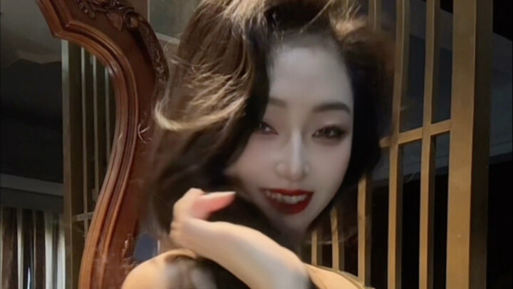 ทำไมคุณใส่สีม่วงแล้วถึงไม่ดูมีเสน่ห์เต็มเปี่ยมล่ะ?