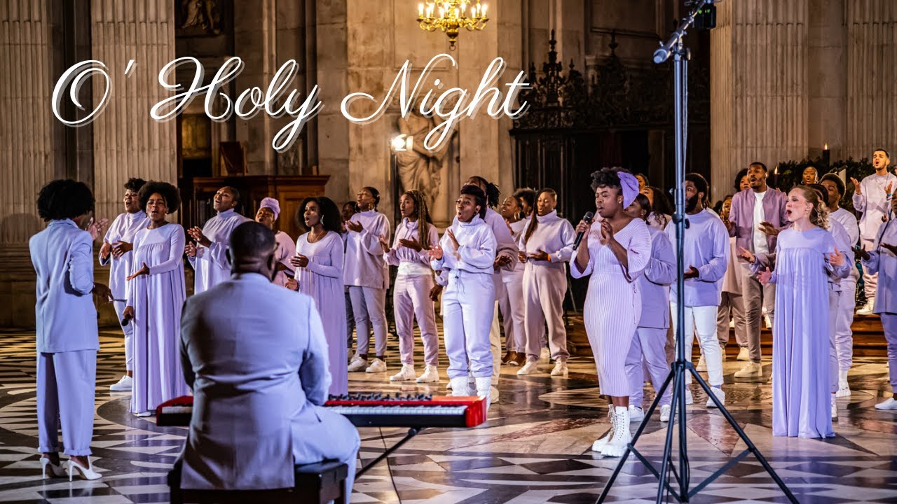 O Holy Night Lyric Video - Hillsong Worship 