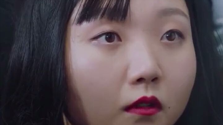Apakah ini sangat mirip dengan saat kamu pergi ke salon rambut?