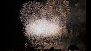 ◆2019 第70回熊谷花火大会 八木橋ワイドスターマイン ♪ 逢いたくていま【４Ｋ撮影 】