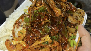 Anda selalu dapat mempercayai bekal makan siang di kios pinggir jalan Chongqing
