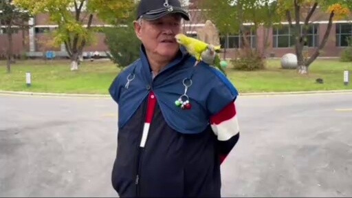 Uncle Benshan's retirement life is so comfortable