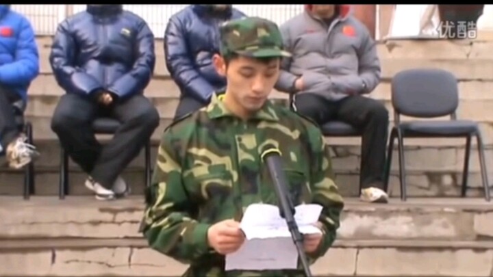 【Khảo cổ】Phần báo cáo huấn luyện quân sự năm 2011 của Trương Kế Khoa, cách ngắt câu hài chết mất thô