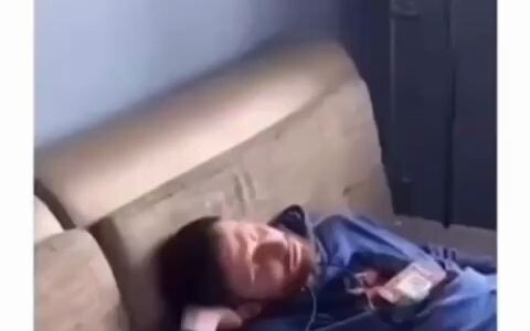 [Light Moment] Tag a friend you’ve always wanted to do this to!