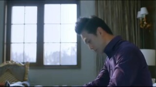 Phim ảnh|Người ngoài hành tinh nhập vào người đàn ông mặc vest