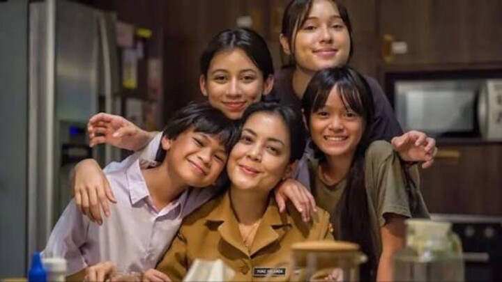 yang lain boleh hilang asal kau jangan