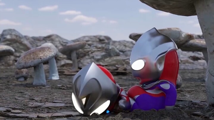 "Dua Ultraman kecil yang belum disapih~"