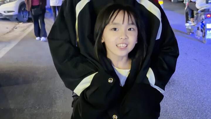 When Big Bro was 1.4m, you were only 1.2m. Now Big Bro’s 1.6m, and you’re still stuck at 1.2m (￣∇￣)