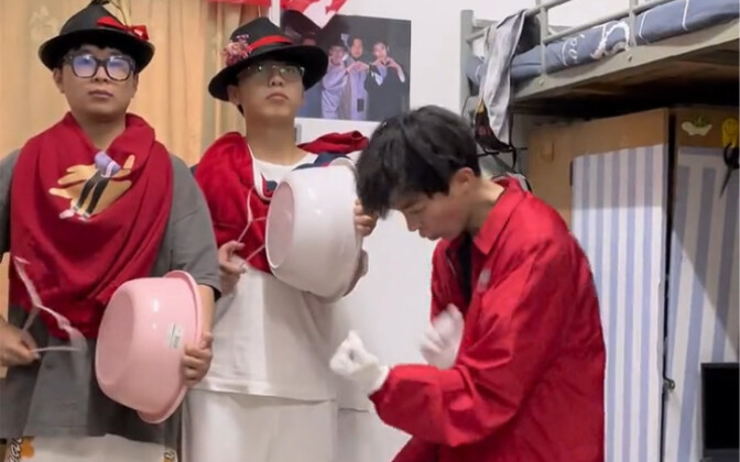 Xin mời các vị giám khảo chấm điểm