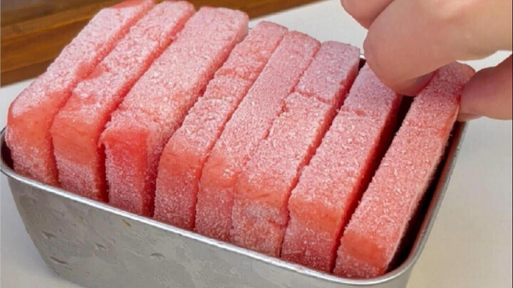A super delicious hidden way to eat watermelon... it's truly amazing!