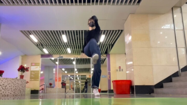 Nhảy nhẹ một chút Like Crazy｜criminal (peak time)