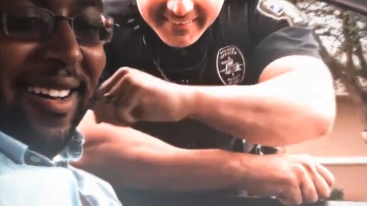 Sigma Male: The gun moves like a dragon!