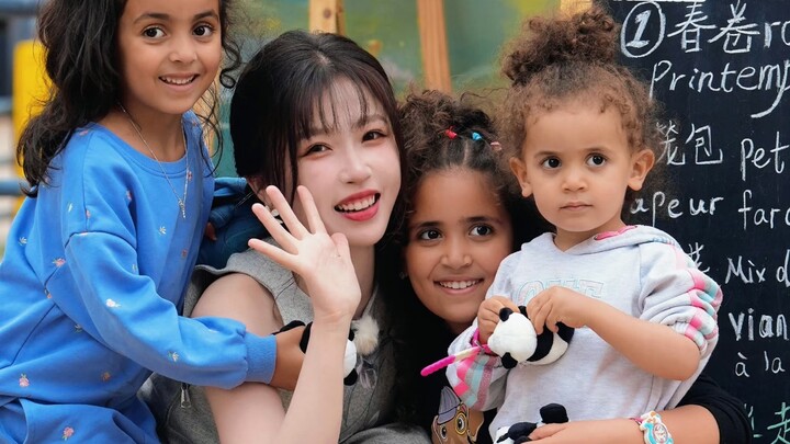 Fish is truly a kindergarten‑teacher‑level saint—never seen anyone kids love this much!!! Being surr