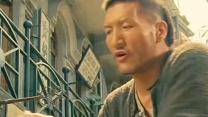 Pagoda sells stinky tofu