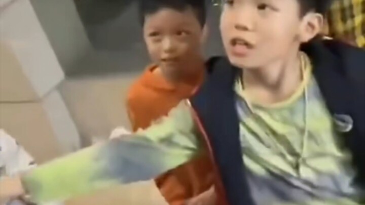 20 ปีต่อมา กระสุนนัดหนึ่งพุ่งเข้ากลางหว่างคิ้ว