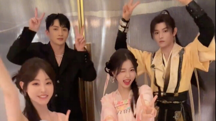 Empat Pendekar Hutan Bambu cha Madu Pedas "Spicy Honey" (Lengkap) Yu Shuxin, Ding Yuxi, Zhu Xudan, Y