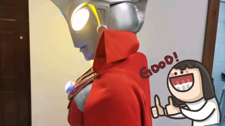 Junior high student makes an Ace cosplay prop (please don’t criticize my big head)