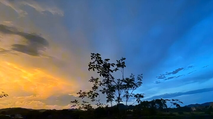 The weekend photo contest is live in the comments—submit your best shots and they’ll be seen by more