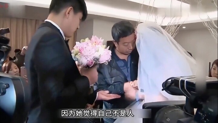 Halfway through the wedding, the bride suddenly changed her mind because she felt she wasn’t human!