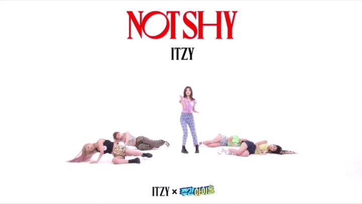 [ITZY] كيف سيقوم الأربعة الآخرون بأداء جزء ليا حيث يحتاجون إلى الاستلقاء أثناء رقصاتهم الفردية؟