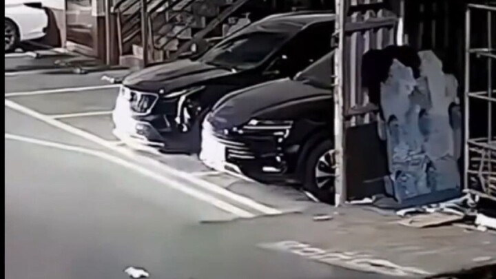 Tak Pasang Rambu Peringatan di Pintu Belakang Truk, Ganti Rugi 600 Ribu Pun Tak Bisa Kembalikan Nyaw