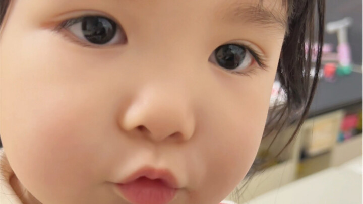 This little one has principles—says no to food and won’t eat it.