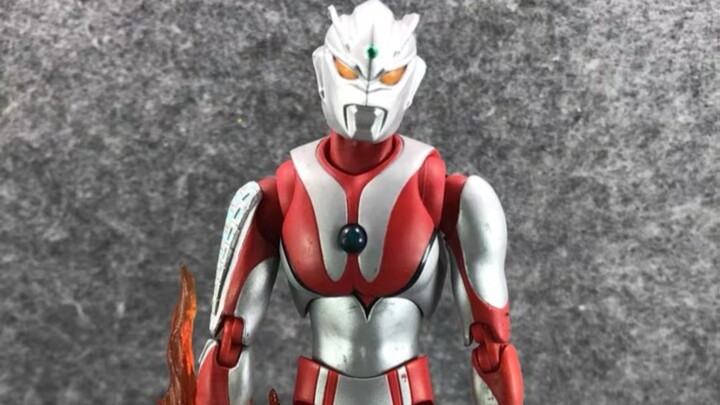 The ultimate bulk Ultraman act on the second-hand market