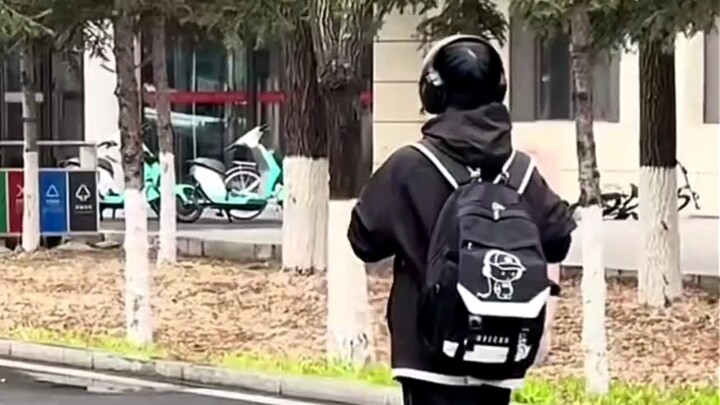 Uy Long Gia Hào