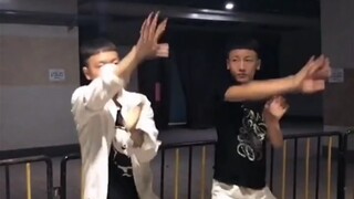 环  太  平  洋