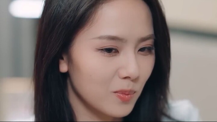 ภรรยานางร้ายเปลี่ยนไปเป็นคนละคน  CEO ที่เคยขอหย่ากลับต้องมาตกหลุมรักเธอจนหัวปักห