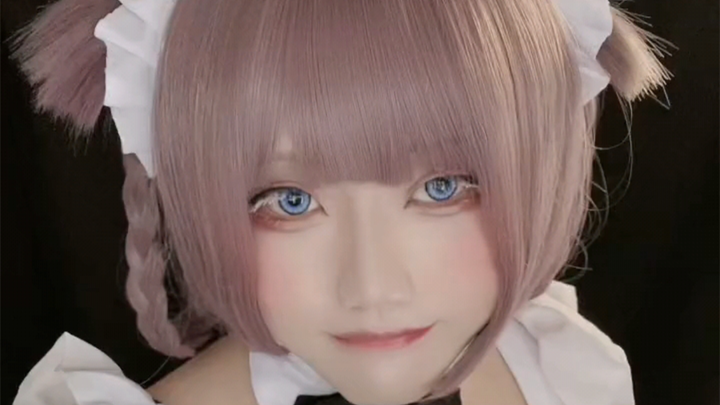 Neon Boy-Girl Cosplay: Nanakusa Seki