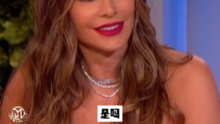 Ternyata wanita cantik dunia cemburu dengan seekor anjing!