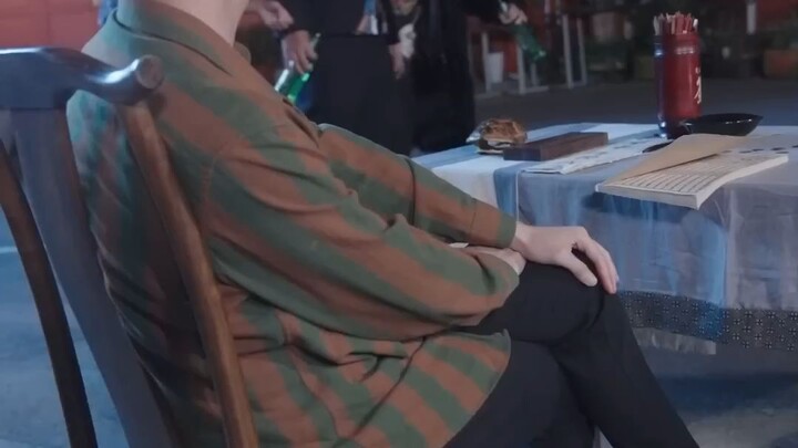 เทพนักสู้เกษียณกลายเป็นหมอดู