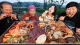 홍게와 문어, 전복에 각종 조개 가득 넣은 얼큰시원한 해물탕~ (Seafood soup with octopus, crab)요리&먹방!! - Mukbang eating show