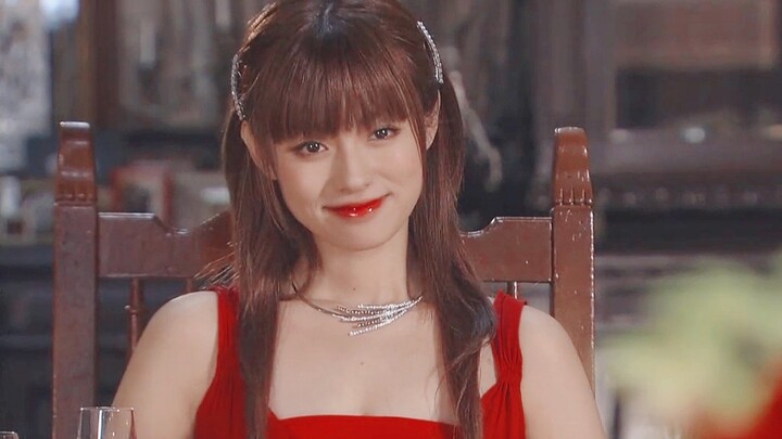 أنت، ما الذي تعرفه عن تغيير ملابس باربي الحقيقية؟