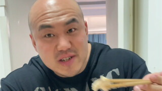 Apakah Anda juga makan dada ayam dengan pasangan?