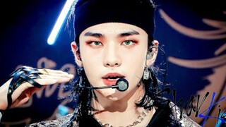 有自己的风格有多重要！Stray Kids《Thunderous》一键换装