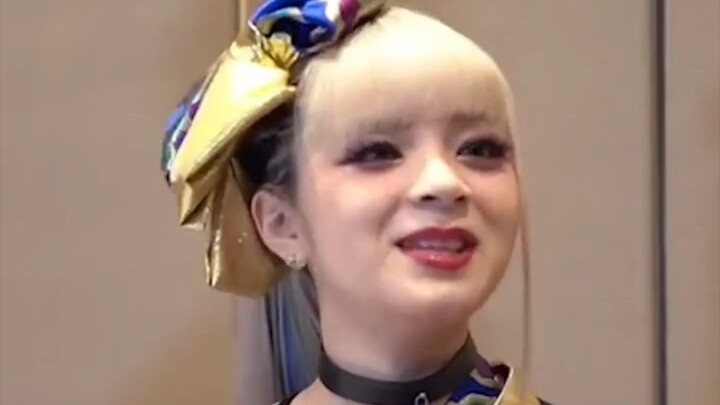 لنتحدث عن مدى حب مي يي لي يا للخمور الصينية!