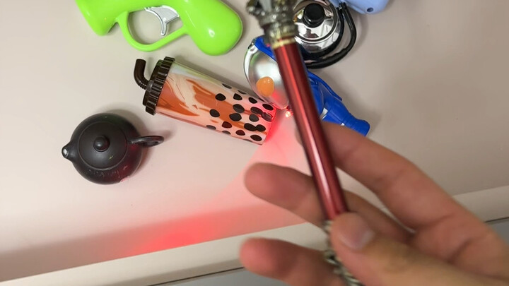 ไม่คิดเลยว่าในสนามบินจะเจอไฟแช็กแปลกๆ มากมายขนาดนี้!