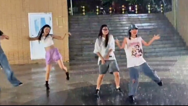 Slack TV: Silver-tier Audition Dance and a Shanghai coffee shop owner team up—watch and feel utterly