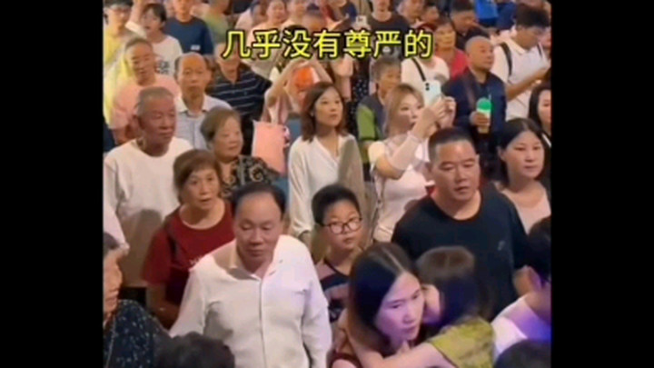 As expected, you’re unhappy when ordinary people go traveling again @Kanchai Banfo