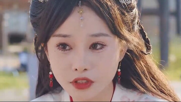 นักวิทย์สาวทะลุมิติในร่างสาวอ้วน ประดิษฐ์ของสุดไฮเทคชวนตะลึง และพาทั้งวังแดนซ์กระจาย