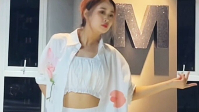 Teach you how to dance lyrical jazz! 100 basic jazz dance skills (34 issues)